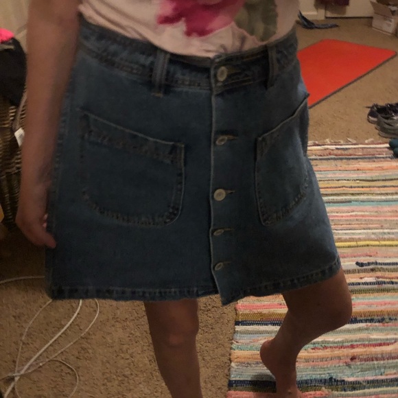 Denim button up skirt - Picture 4 of 4